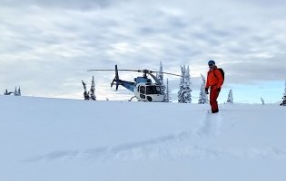 heliskiing00001.jpg